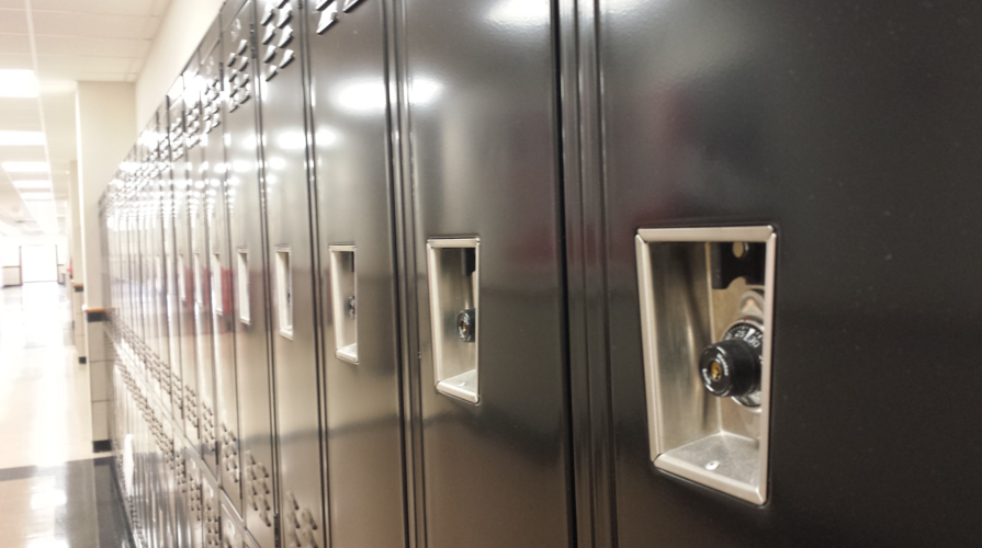 Down+almost+every+hallway+hundreds+of+lockers+sit+empty+every+day+and+guest+columnist+Sarah+Swinford+thinks+its+time+to+get+rid+of+all+the+lockers.+