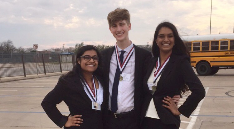 Seniors Erin Abraham, Henry Youtt, and Aditi Vasudevan placed first place in Public Service Announcement.