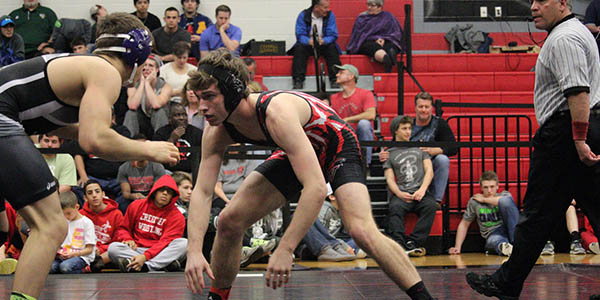 Eleven+wrestlers+qualify+for+state
