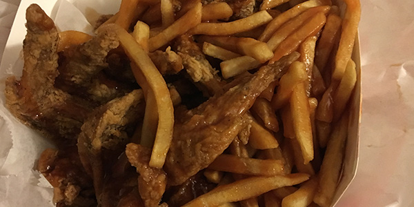 If you go to Chicago’s Chicken Coop, there’s only one thing to get and that is fried chicken. It may be nearly 1,000 miles away, but this place brings the taste of Chicago to the Big D. 