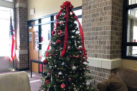 Christmas transcends religion for many on campus