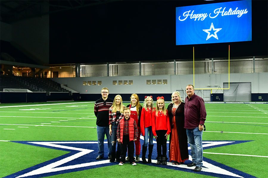 Mackenzie Hall (second on the left) pictured with her moms side of the family. 
