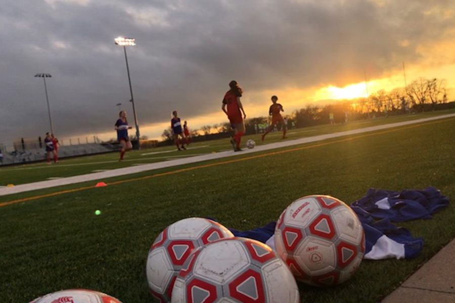 With the end of the regular season and the beginning of the playoffs suspended through at least March 29, both the boys and girls soccer teams are transitioning to individual workouts. Although the UIL has only suspended athletic contests through March 29, Frisco ISD has suspended in-person classes through April 3. 