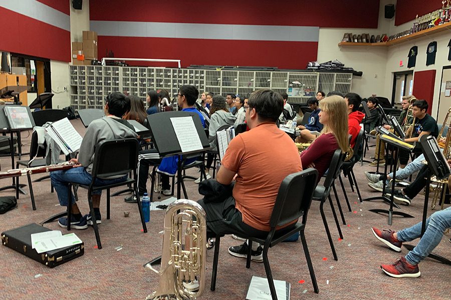Straying from the norm of playing instruments, orchestra students are learning by singing.  “We started singing at the beginning of every class to help develop students’ hearing ability,” assistant director Victoria Lien said.