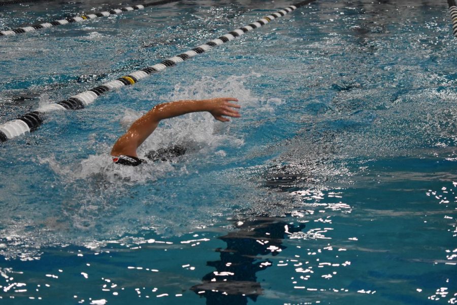 The swim and diving teams compete in the Frisco ISD Invitational on Thursday, where they hope to see improvement. Team chemistry could be crucial in dropping times on Thursday.
