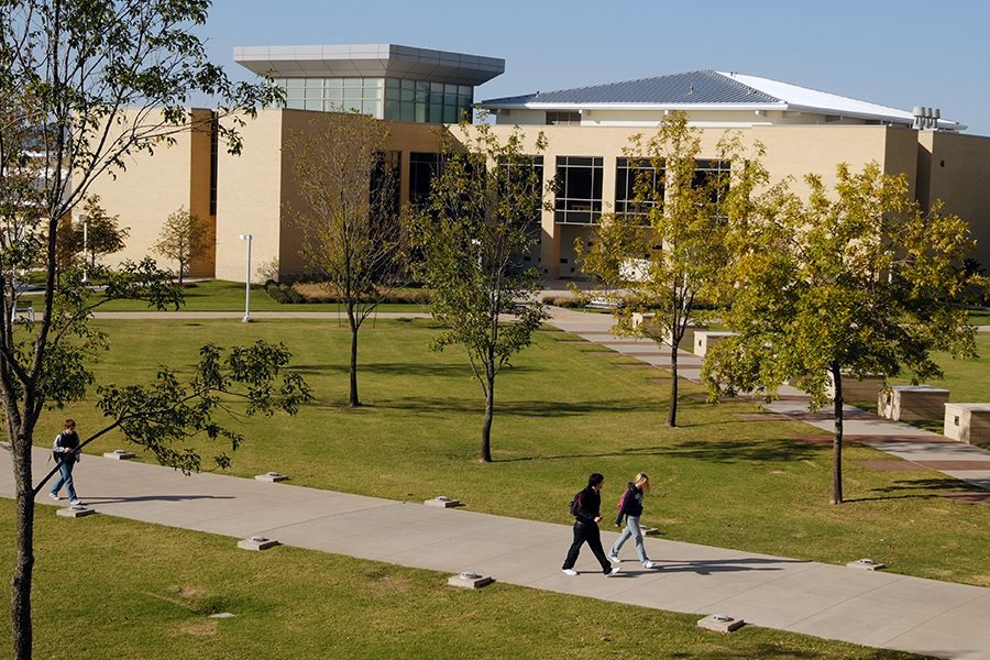Frisco ISD has a long-lasting partnership with colleges in the area to provide students the ability to fulfill high school credits while also earning college credits.