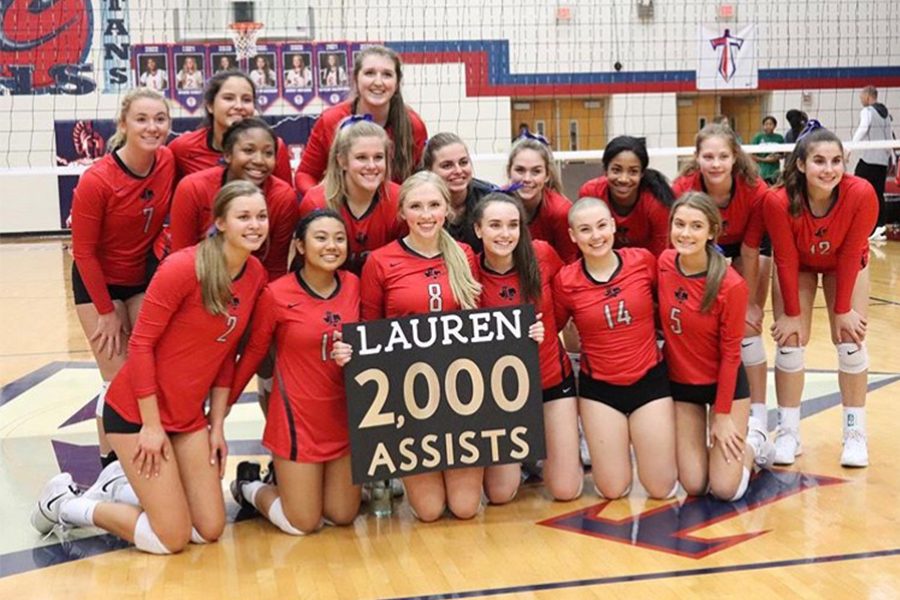 Senior Lauren Ransom reached her 2000th assist of her varsity career during the teams district game against Centennial. The season marks a record breaking year, with Ransom setting a new record with assists, senior Jenna Wenaas setting the record for kills, and both athletes earning 100 wins as a varsity athlete. 