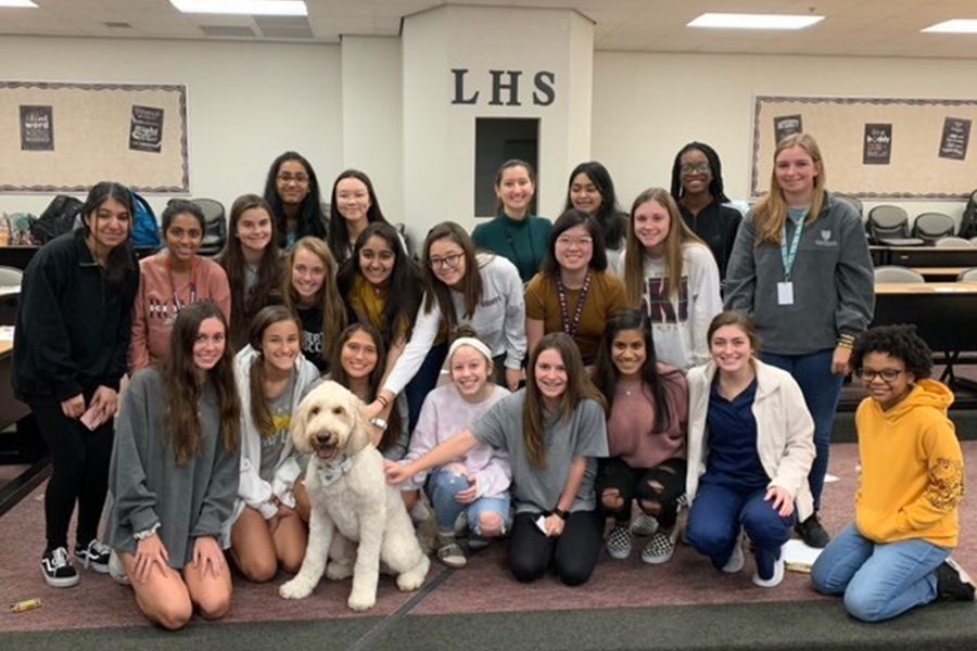 Stabler D’Amore was the focus of attention in the lecture hall in November 2019 as part of the schools counseling session that presented information on how pets can help reduce anxiety. 

A 2016 survey found that 74 percent of people who owned a pet reported an improvement in their mental health. 