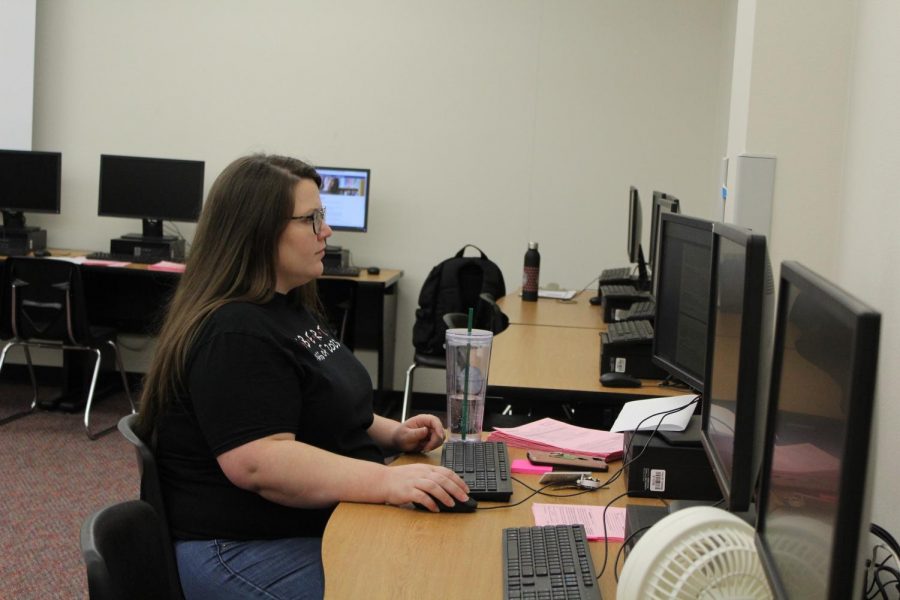 S-Z counselor Staci Stokes works on student course selections for the 2020-21 school year in C141. From Monday to Friday, school counselors like Stokes will be recognized as part of National School Counseling Week. 