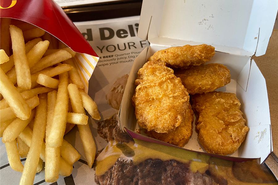 In this weeks culinary crusade, staff reporter Kanz Bitar went over to McDonalds to try Chicken McNuggets.