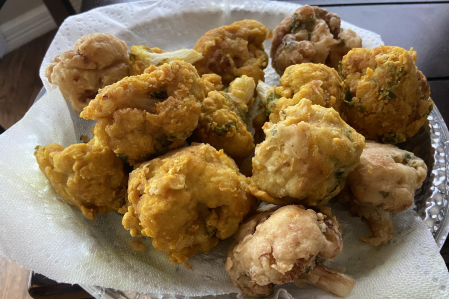 In this weeks culinary crusade, staff reporter Kanz Bitar headed to her own kitchen to prepare fried cauliflower. 