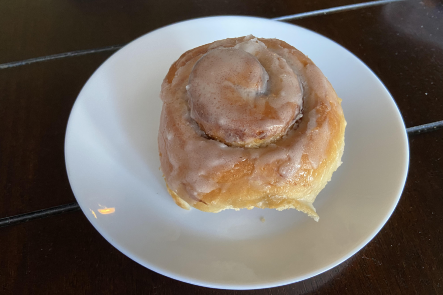 In this weeks culinary crusade, staff reporter Kanz Bitar challenged herself to baking homemade cinnamon rolls with her family.