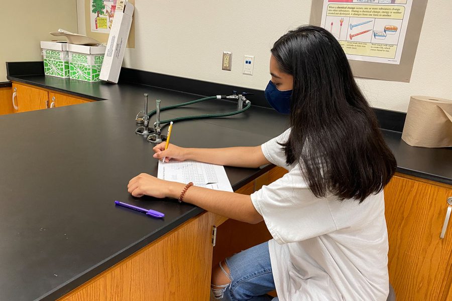 This year, on-level chemistry is self-paced, giving the students the freedom with their learning.