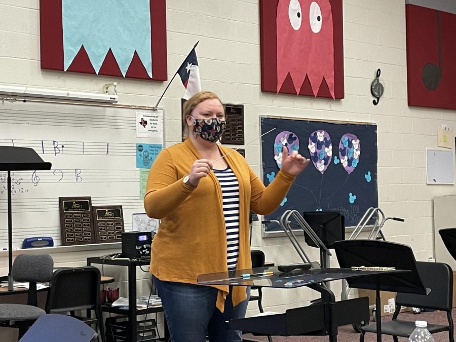 With a little over a month away from UIL sectionals, Orchestra students are attending practice before and after school to rehearse for the upcoming music performance. Orchestra Director Madison Waggerman believes the practice time will strengthen her students as musicians. 