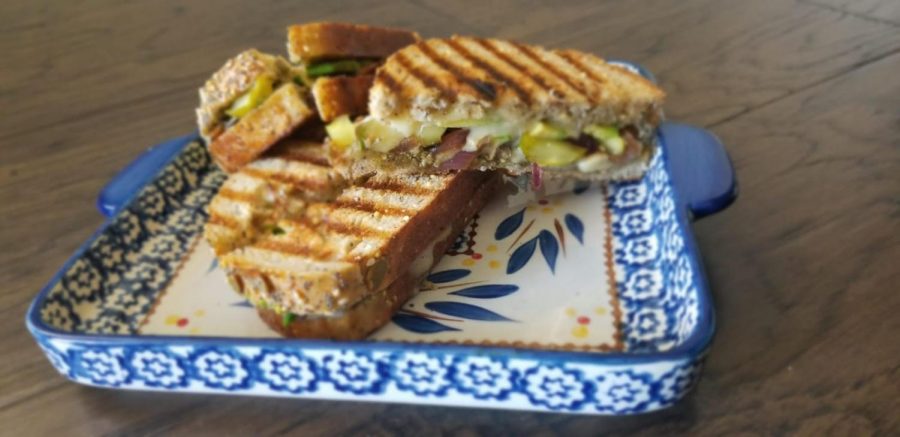 On this week’s edition of Goodbye Gluten, staff reporter Ashvita Girish explains her recipe for pesto picnic sandwiches.