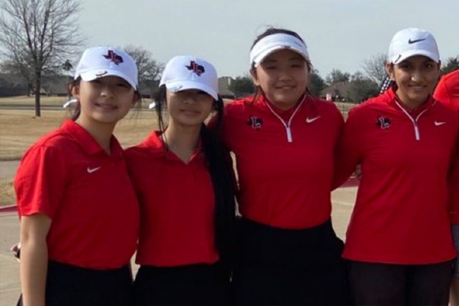 Sisters junior Asiana Chang and freshman Alanna Chang had the opportunity to compete alongside one another in the Lantana Preview. This is an opportunity that comes fairly infrequently for the pair.
