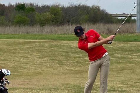 Boys golf heads to the The Prowl Fall Preview at West Ridge Golf Course on Thursday at 8:00 a.m. They have been working on consistency and are aiming to have top finishes on Thursday.