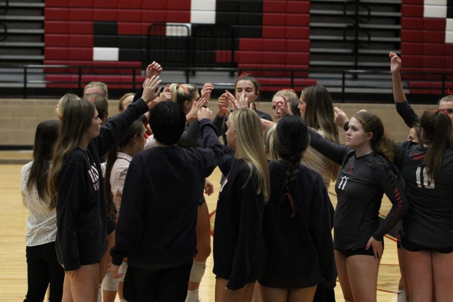The+Redhawk+volleyball+team+heads+to+Lebanon+Trail+High+School+on+Friday+to+take+on+the+Trail+Blazers.+The+Redhawks+currently+sit+in+first+place+in+District+10-5A%2C+and+aim+to+earn+another+win+on+Friday.