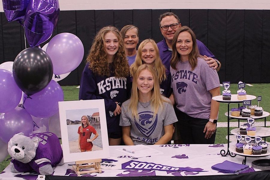 Senior+Grace+Deshetler+is+supporting+purple+with+her+committment+to+play+soccer+at+Kansas+State+University.