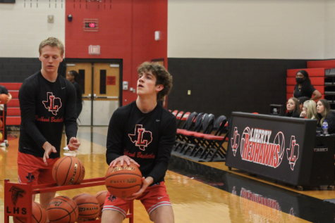 Boys basketball hosts the Jesuit Rangers at 8:00 p.m. on Tuesday. Being their first home game of the season, the team is ready for the home crowd.