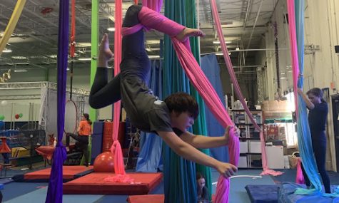 For sophomore Kris Jensen, the dream of running away to join the circus is still very much alive, albeit with a twist. Jensen began doing circus during the pandemic, with a variety of art forms, but now focuses on aerial silks.
