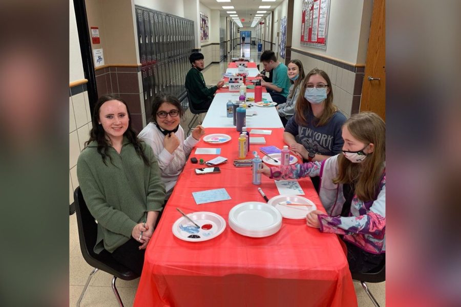 Best Buddies is gearing up to host its annual winter celebration Thursday after school from at 4:30 p.m. to 6 p.m. 
Everyone is invited, and their will snacks, activities and a scavenger hunt for those who attend.
