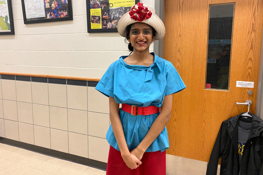 Staff reporter Sarayu Bongale sits down with sophomore theatre student Sradha Das as she talks about her passion for the art of acting. Das has not only improved her acting skills but also her public speaking and leadership skills thanks to theatre. 