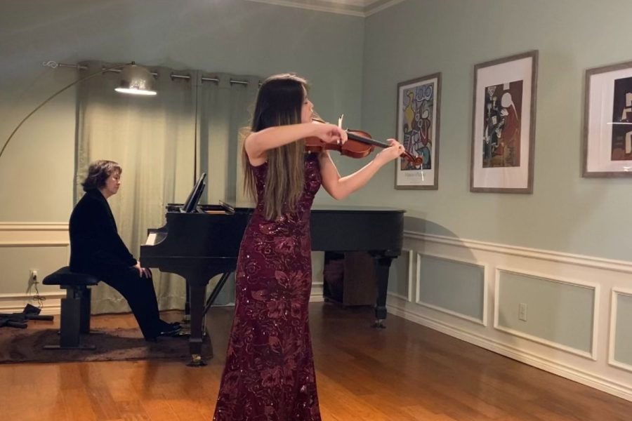 This week on Artistic Expressions, staff reporter Rachel Kim sits down with violinist Jayna Yoon. Yoon talks about her musical journey and her plans for the future. 