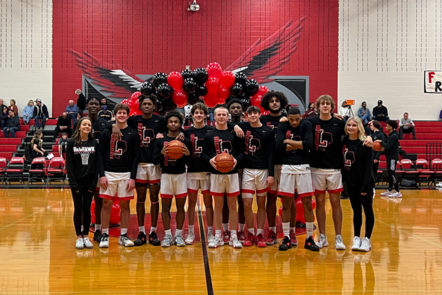 The boys basketball team had their annual senior night on Tuesday, and gained a win against the Independence Knights. Their record moves to 9-1 in District 10-5A with the win.