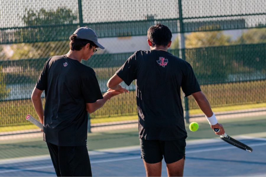 Due to high demand and a large population, Frisco ISD has made the decision to create a reservation system for the tennis courts on their campuses. In order to organize the influx of players, the new court system will ensure people will get the chance to play on an open court.