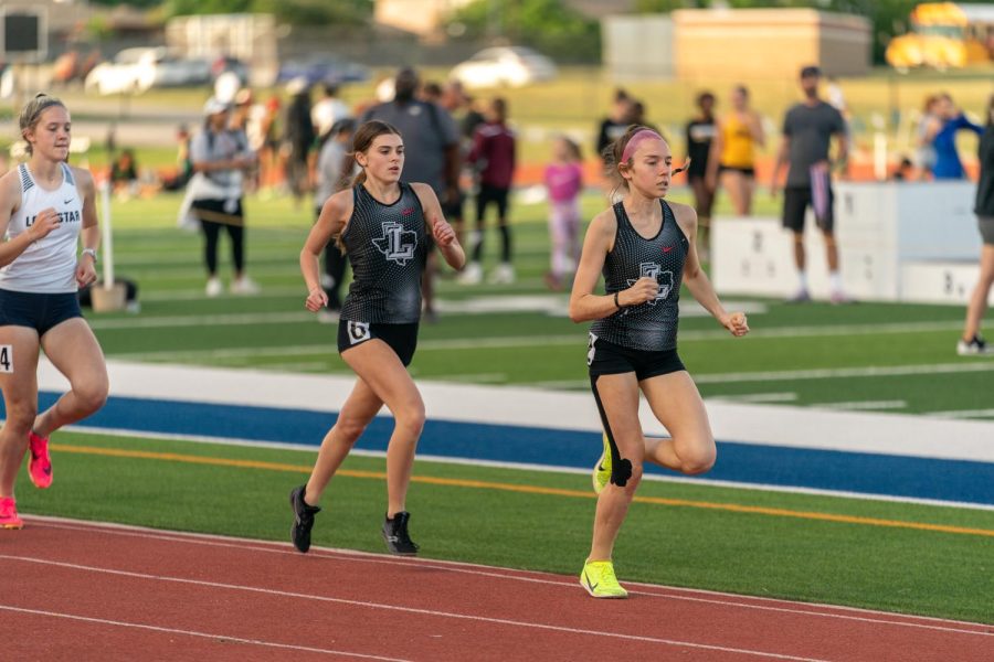 Counting down the last two weeks of school, Wingspan looks at the top sports moments of the year. Coming in at #3, seniors Isabella Copeland and Ryan Stulting represented the Redhawks at the UIL 5A State Meet in May.
