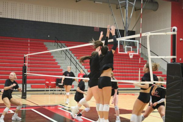 Sitting at the top of the District 11-5A standings, the volleyball team (9-1) looks to stretch their winning streak to ten straight games as they host fifth-place Heritage (4-6) Friday at The Nest at 6:30 p.m during the Redhawks' senior night match.