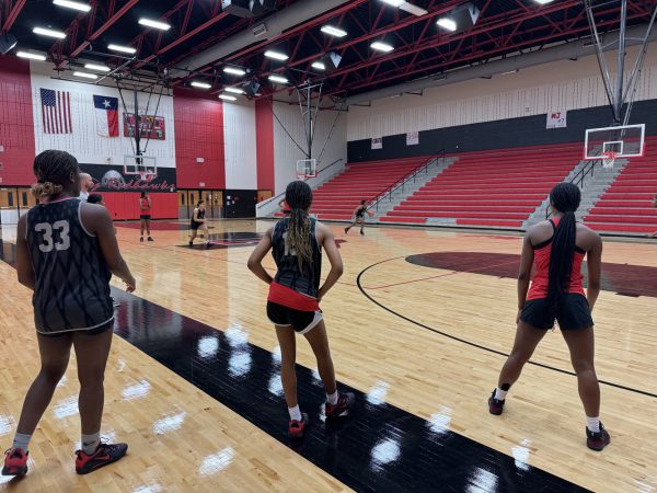 The Redhawks girls’ basketball team (4-5) takes on La Vega (8-3) Thursday at 5:45 p.m. at The Nest, hoping to apply the skills they have been practicing.