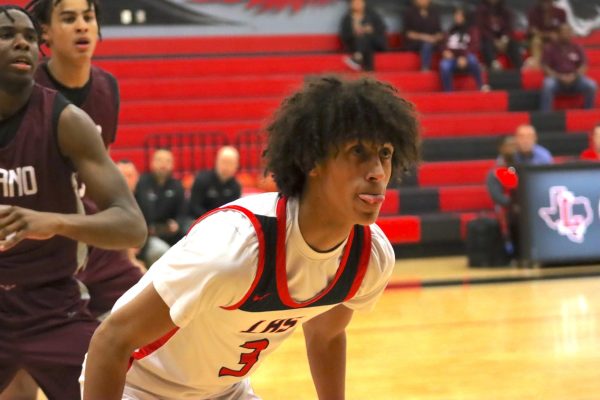 The boys’ basketball team (7-5) edged closer to playoff contention by defeating Emerson (6-6) on the road 56-52 Tuesday, remaining in third place in District 11-5A play.