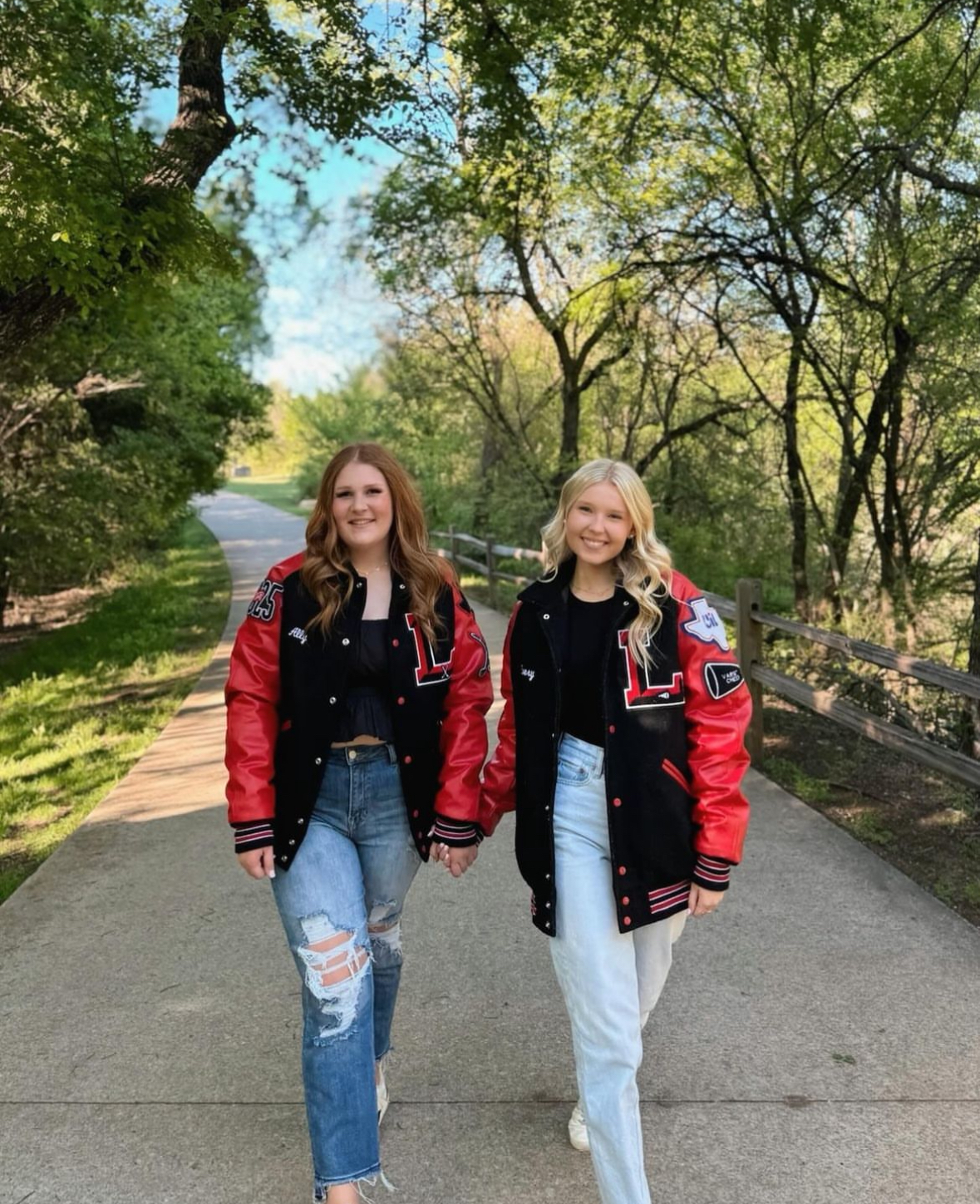 Avery Peters (right) and Ally Gerardot (left) are running to be the 2024-2025 Student Council president and vice president. Wingspan sat down with Avery Peters, running for president, to hear more about her goals.
