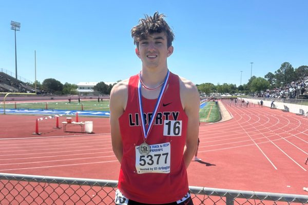 For 5/1, Wingspan sits down with senior track athlete, Jack Voehringer, to discuss his journey to the state meet.
