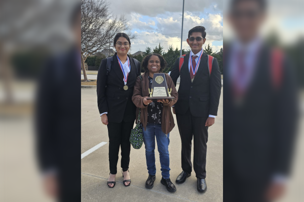 Redhawk debaters will be attending their first debate competition this Saturday: the Princeton Fall UIL Classic. "I cannot wait to bond with the whole team, including the other two teams, because I feel like this is when everyone bonds and opens up a lot," senior Riya Sharma said. "I’m looking forward to placing in this competition because I put a lot of effort into learning about current issues around the world and relying less on a notecard when I speak!"