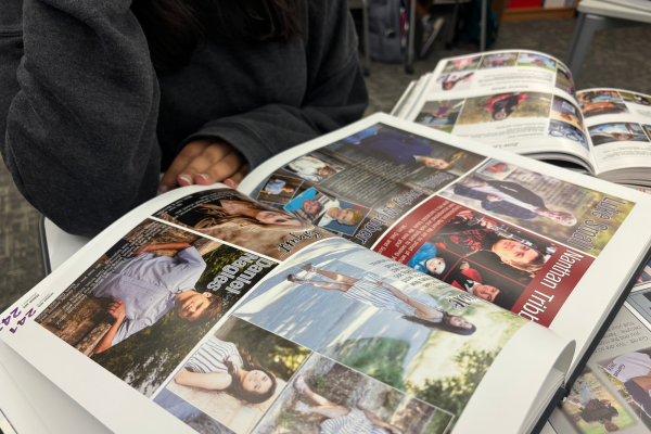 Seniors can now purchase personalized yearbook ads through Jostens until Nov. 15 to celebrate their final year and achievements.