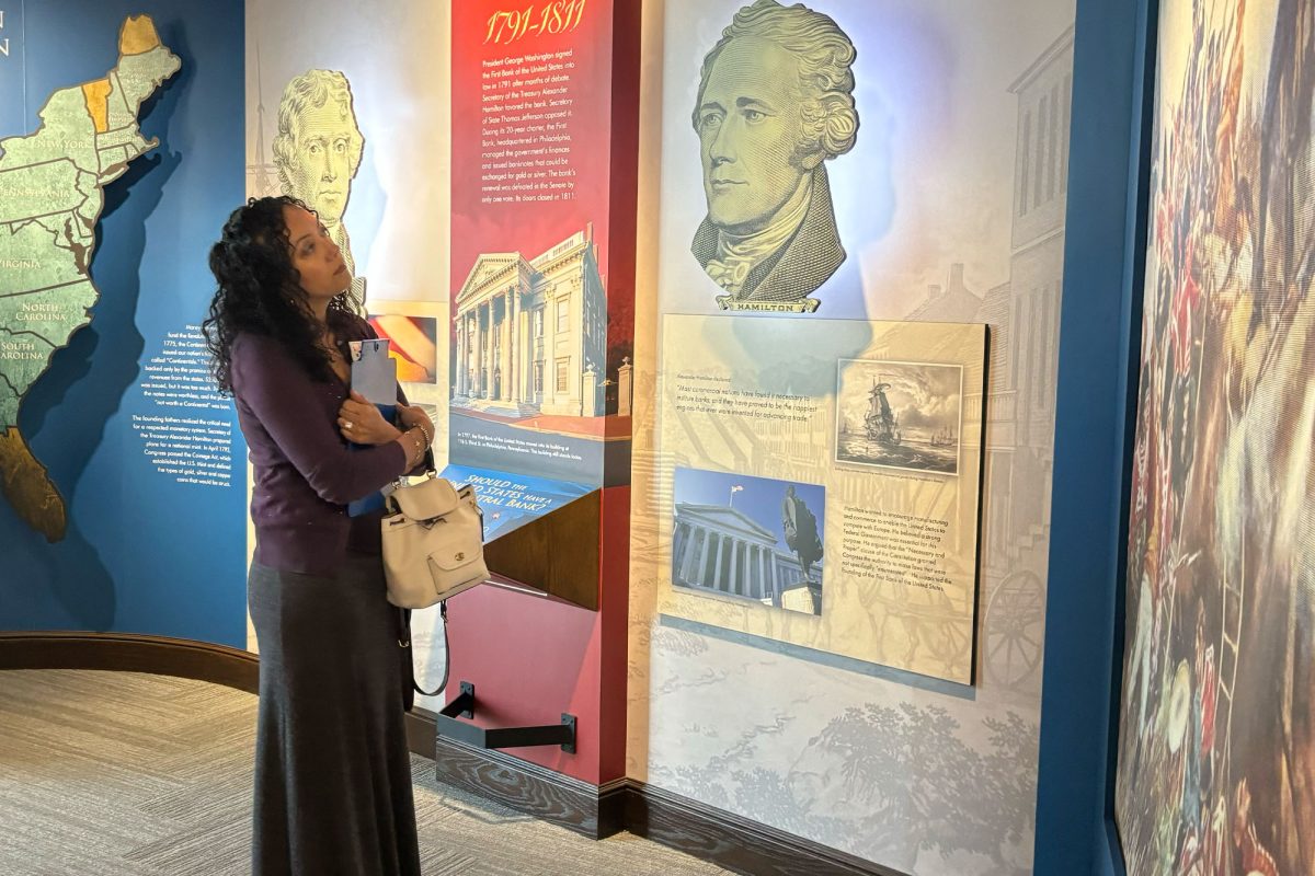 Dr. Victoria Tong joined the economics students on their field trip to the Federal Reserve Bank in Downtown Dallas.