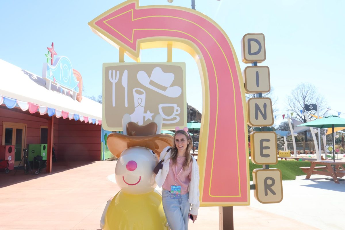 At the new Peppa Pig theme park location in DFW, there is a little diner called Ms.Rabbit's Diner, serving up goodies for fun-filled days. 