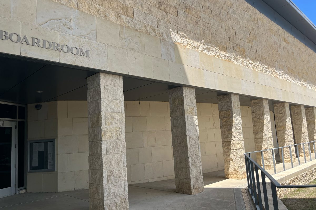 Frisco ISD is introducing four new courses for the 2026-27 academic year. These courses include Turf Grass Management, Multivariable Calculus, Practicum in Law, and Sports Medicine II.