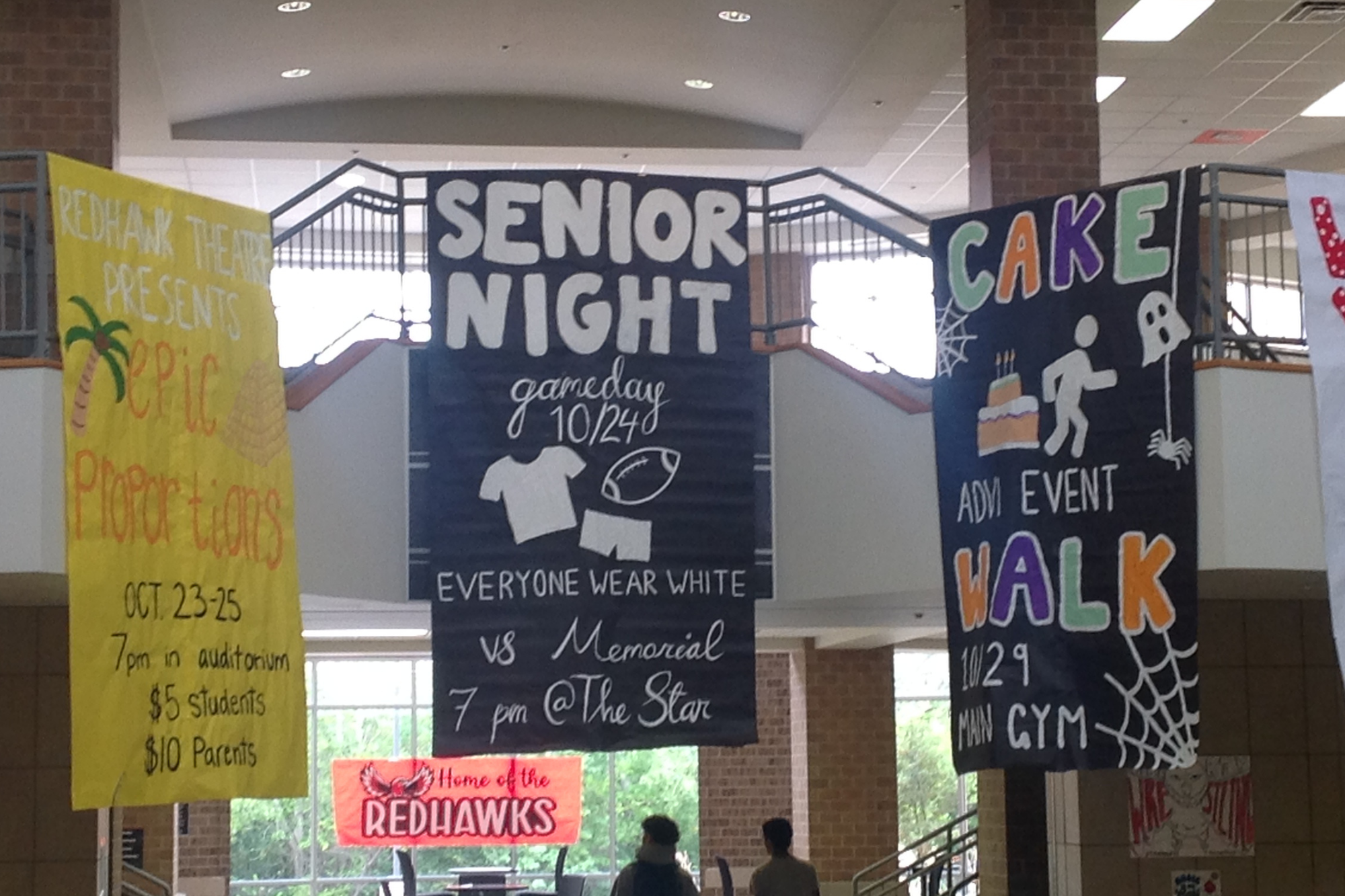 Senior white out dress up day