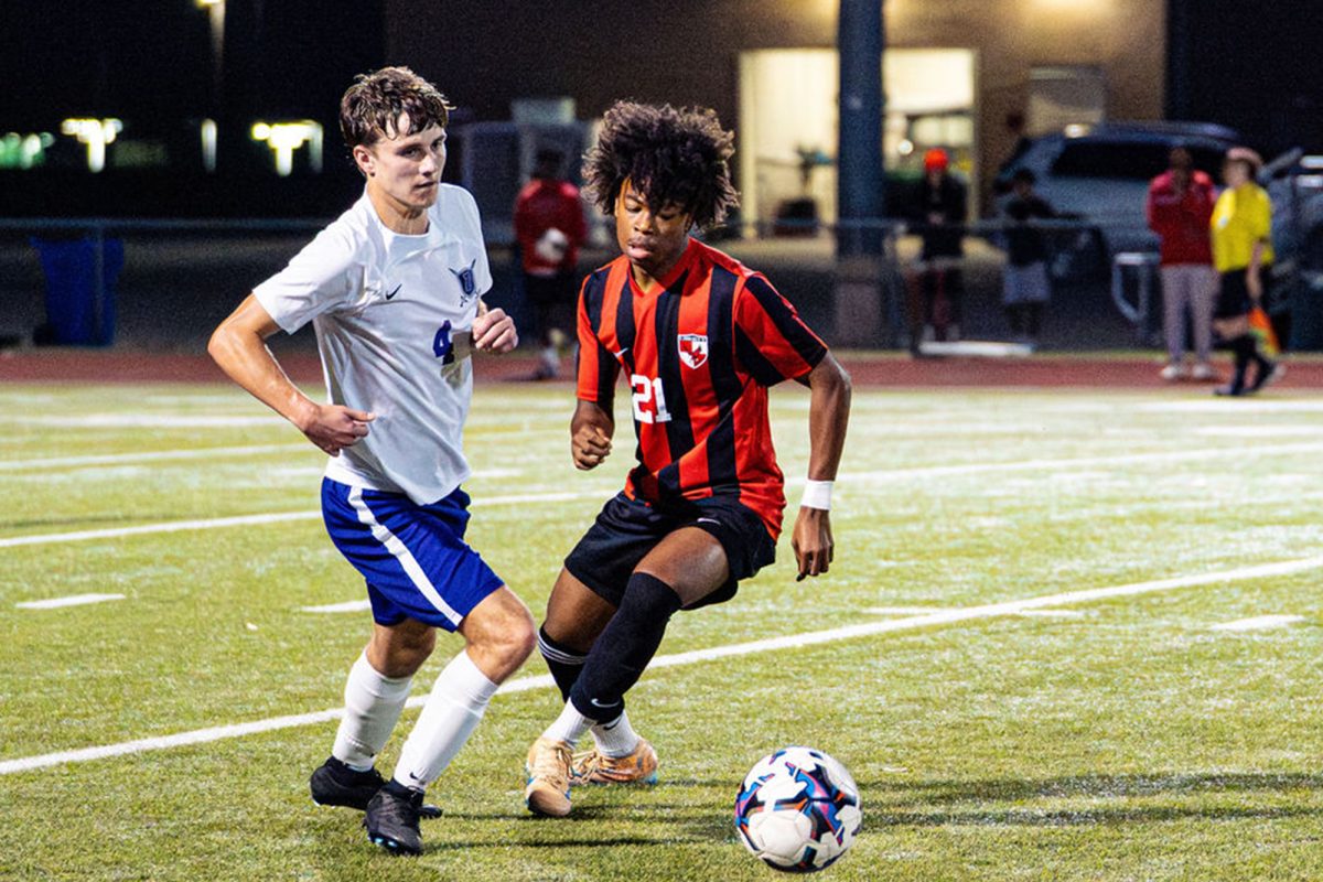 Both soccer teams (boys 7-2-2, #24 in state; girls 2-8-2) will look to extend their winning streaks when they take on Memorial (boys 7-3-2; girls 5-4-3) Tuesday.